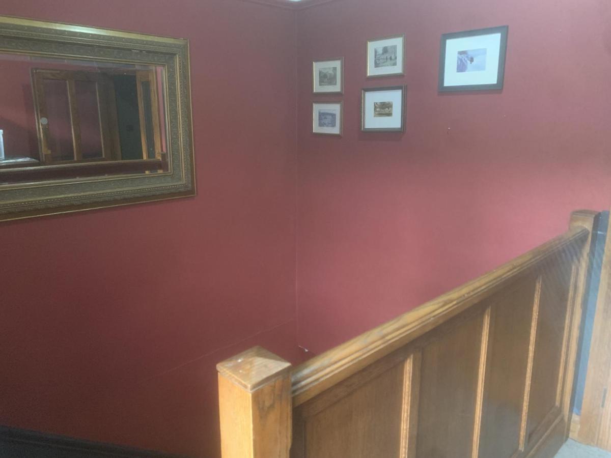 The Manners Pub With Rooms 베이크웰 외부 사진